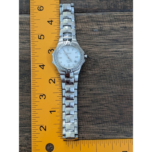 Seiko Mother of Pearl Dial 25MM S-Steel Bracelet Women's Watch SXDA37 - Picture 6 of 8